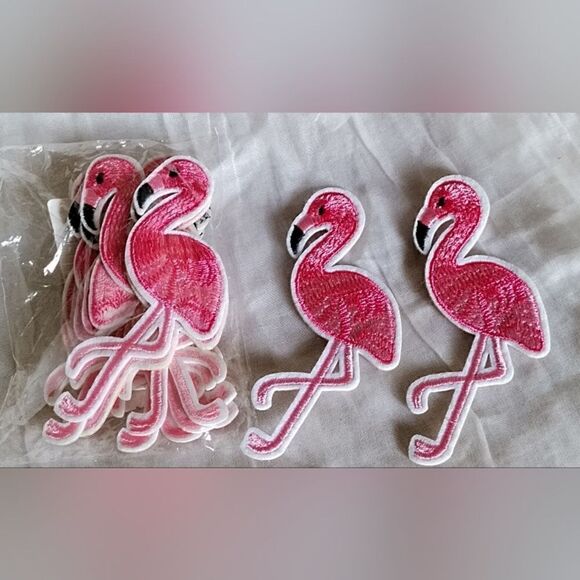 LOT OF 5 BEAUTIFUL PINK FLAMINGO IRON ON PATCHES  free shipping - Picture 2 of 2